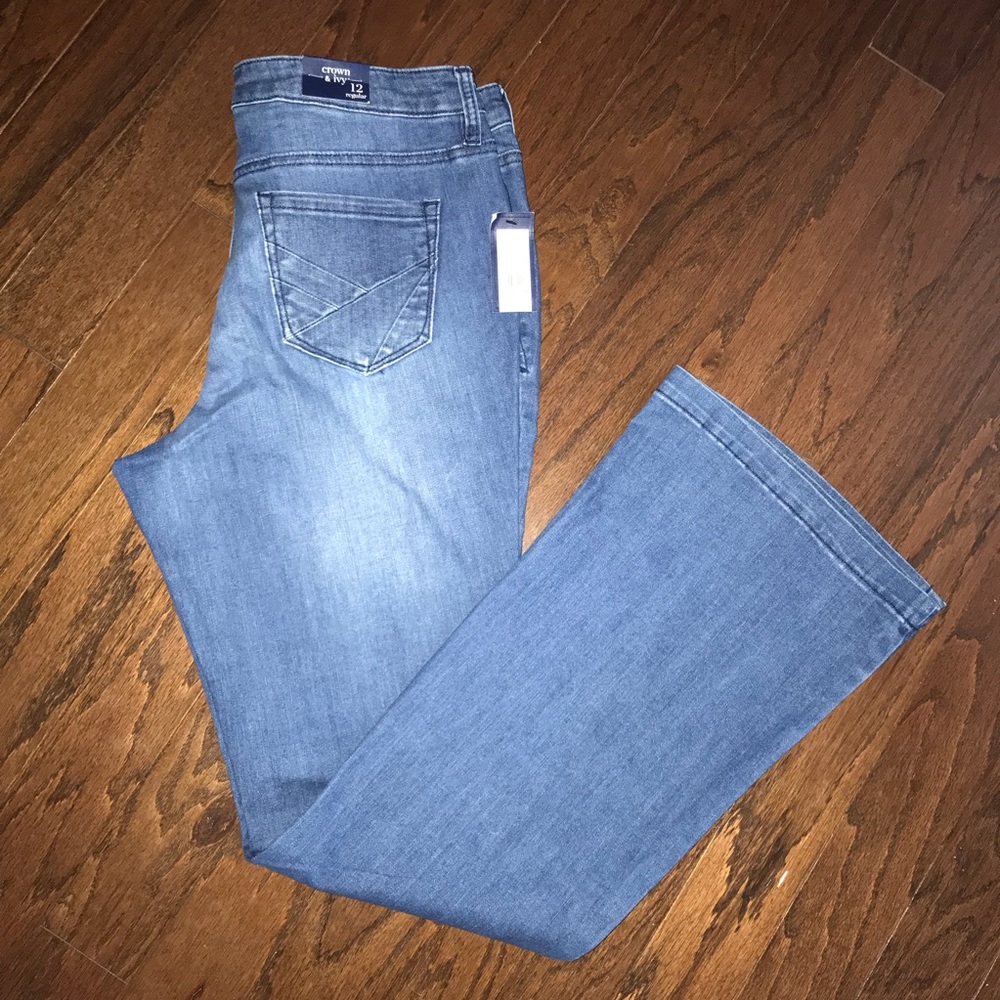 *NWT* Crown & Ivy Jeans